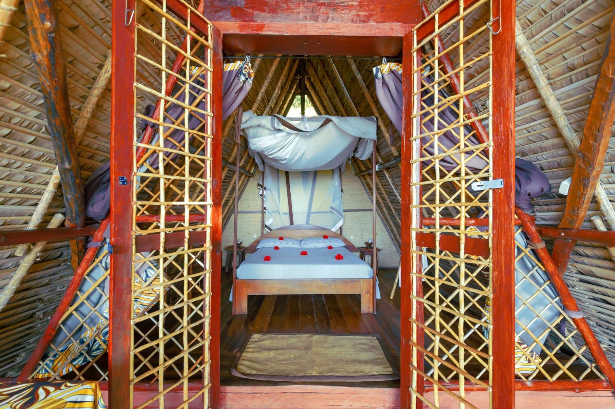 Hotel Coin Sauvage à Ambatozavavy Extérieur photo